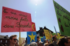 La Manif 7 * 6240 x 4160 * (7.47MB)